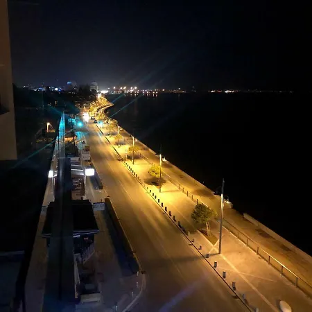 Blue View 402 شقة لارنكا