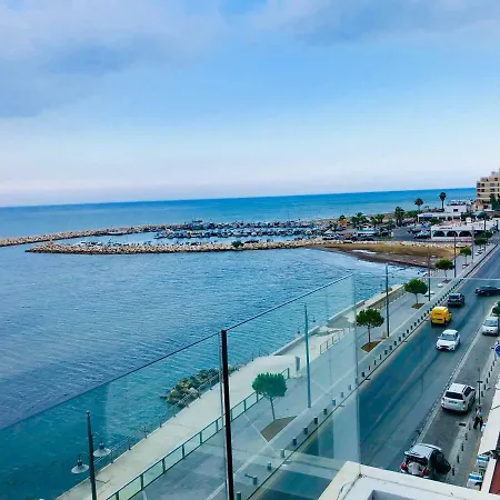 Blue View 402 Apartment *